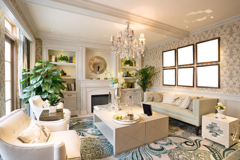 На фото: парадная гостиная комната среднего размера в классическом стиле с бежевыми стенами, стандартным камином и красивыми шторами без телевизора