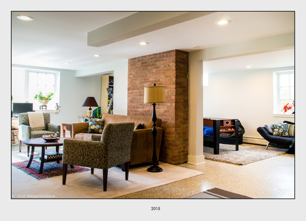 Modelo de salón para visitas abierto clásico de tamaño medio sin chimenea y televisor con paredes blancas y suelo de linóleo