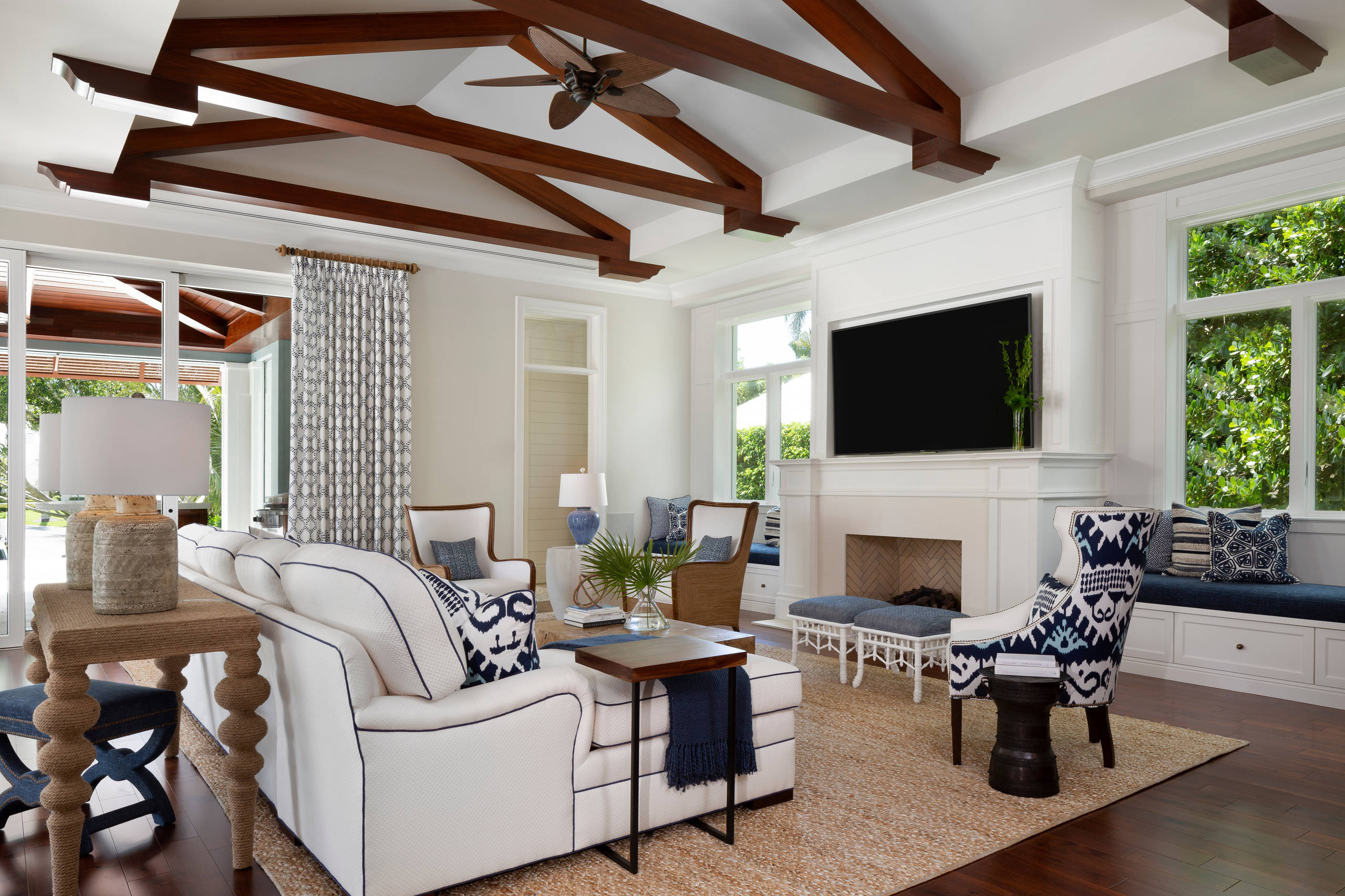 75 Beautiful Coastal Dark Wood Floor Living Room Pictures Ideas July 2021 Houzz