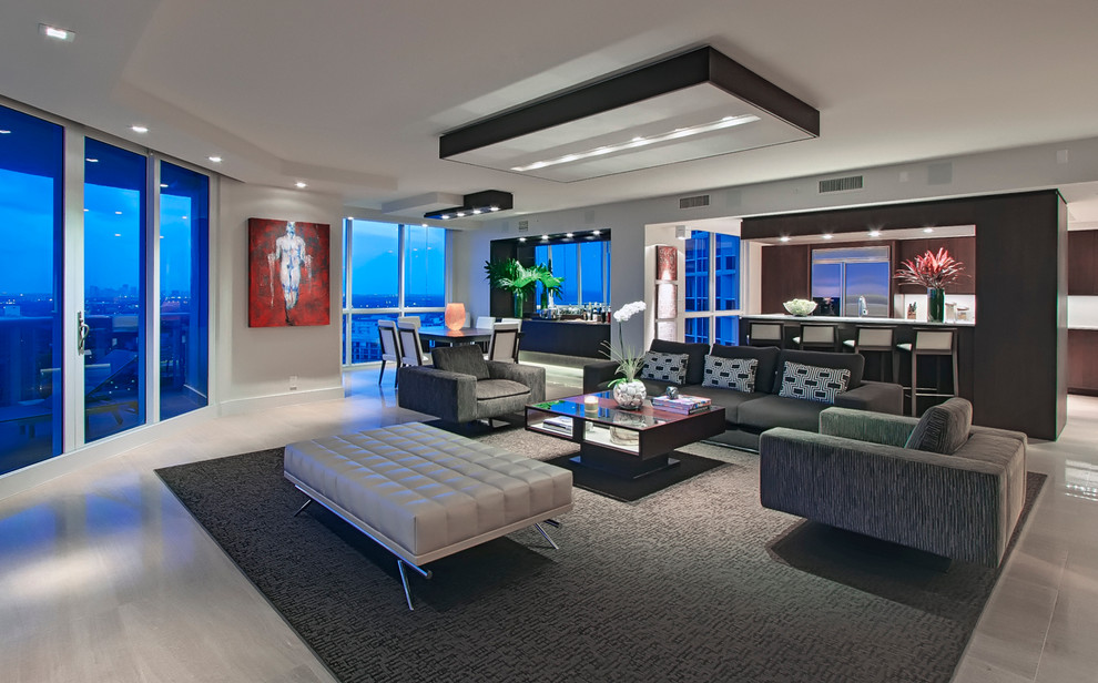Идея дизайна: парадная, открытая гостиная комната среднего размера в современном стиле с серыми стенами и полом из керамогранита без камина
