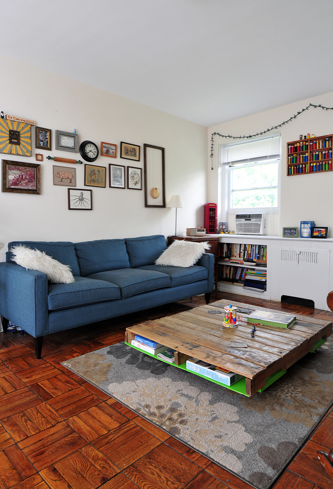Small 1950s living room photo in DC Metro with white walls