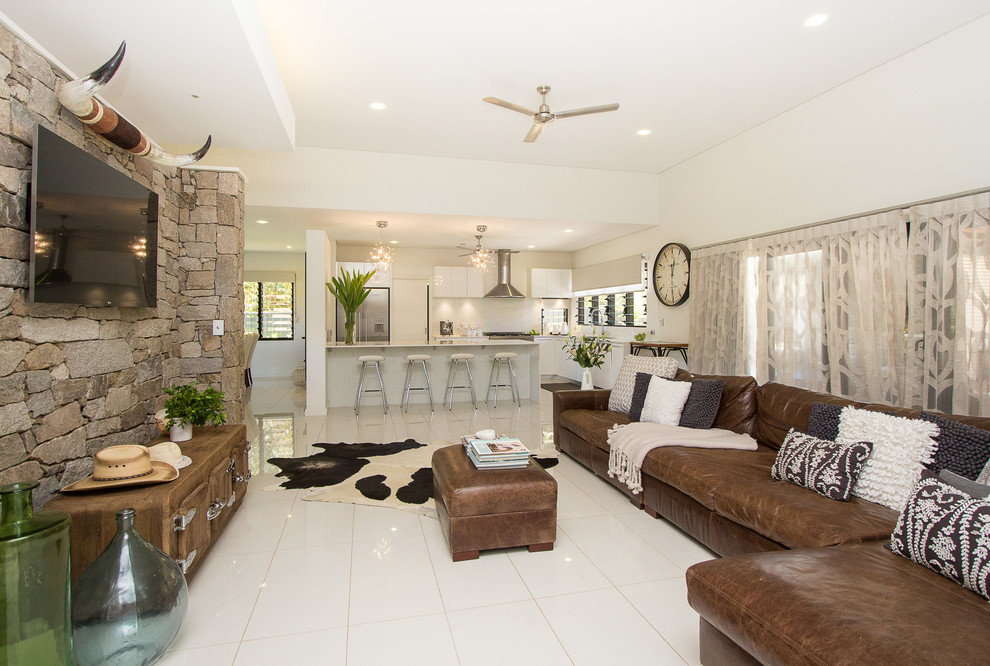 Frangipani Residence Farmhouse Living Room Dunedin by Sam