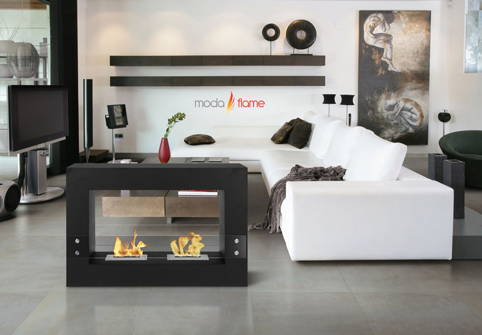 Example of a trendy living room design in New York