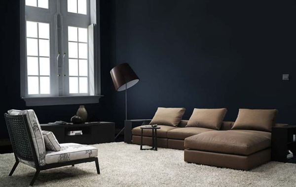 Esempio di un soggiorno moderno con pareti blu, moquette, nessun camino e nessuna TV