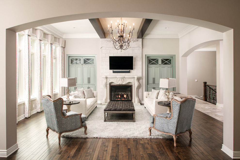 Inspiration for a classic living room in Omaha with feature lighting.