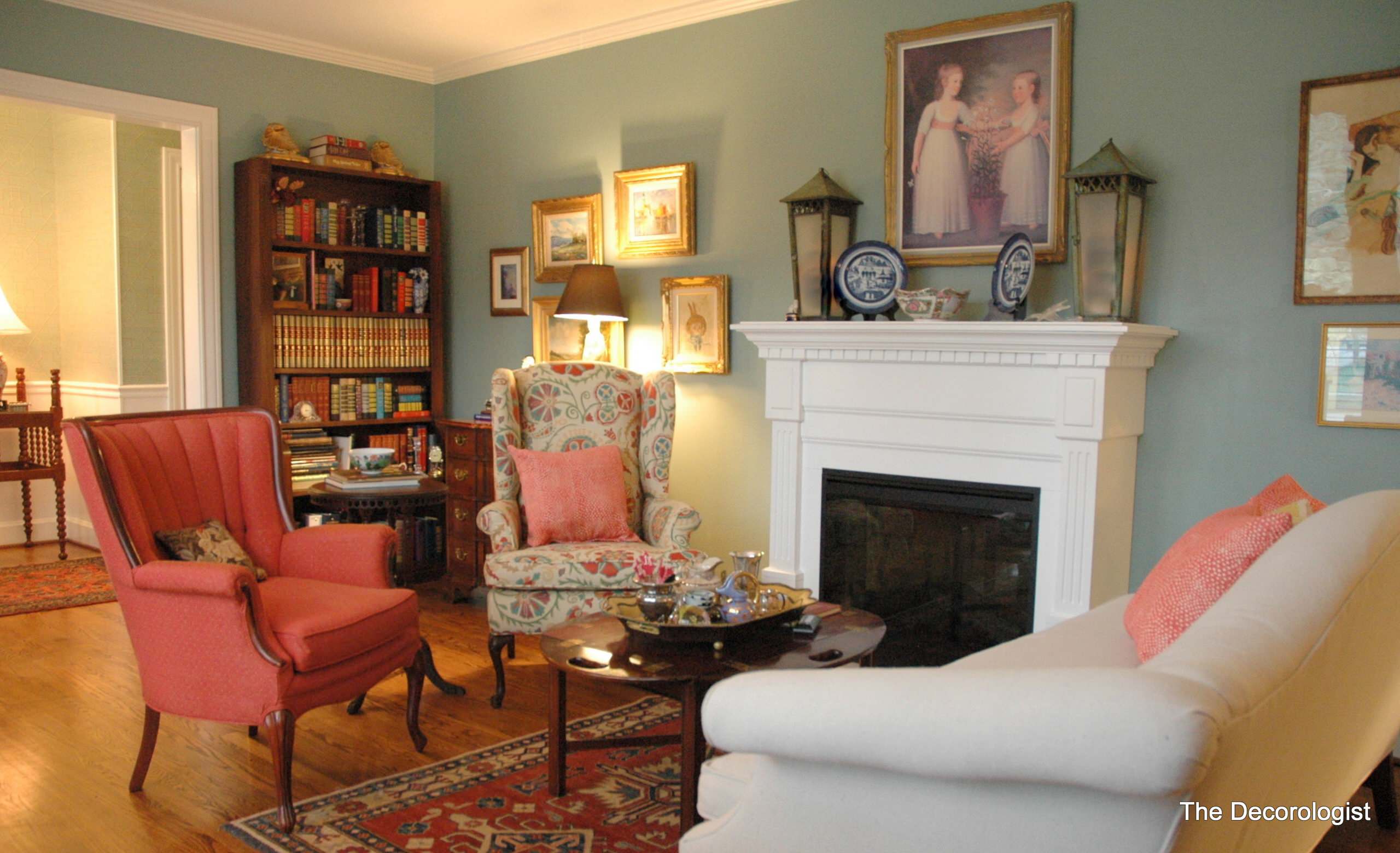 modern-small-man-cave-ideas-orange-leather-sofa-open-shelves - Decorology