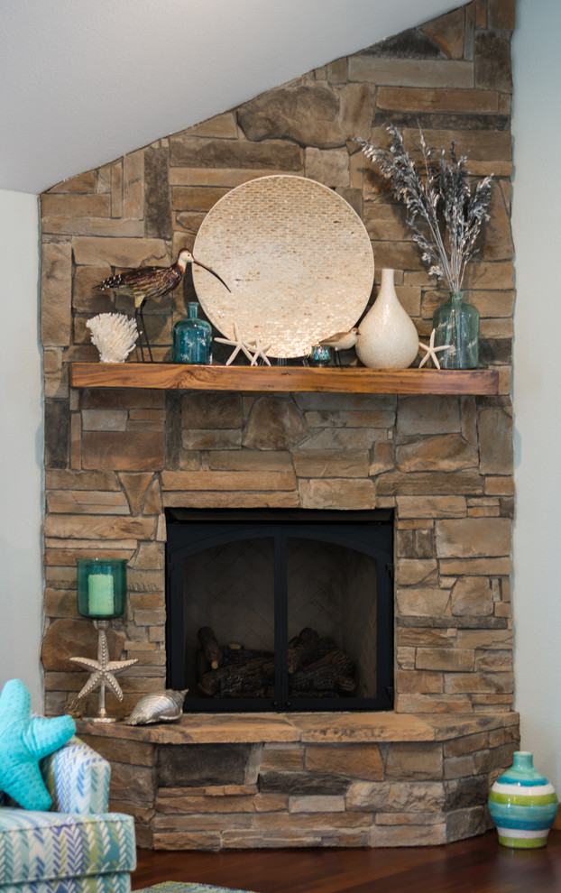 Frisco, NC Beach Cottage Interior Design Beach Style Living Room