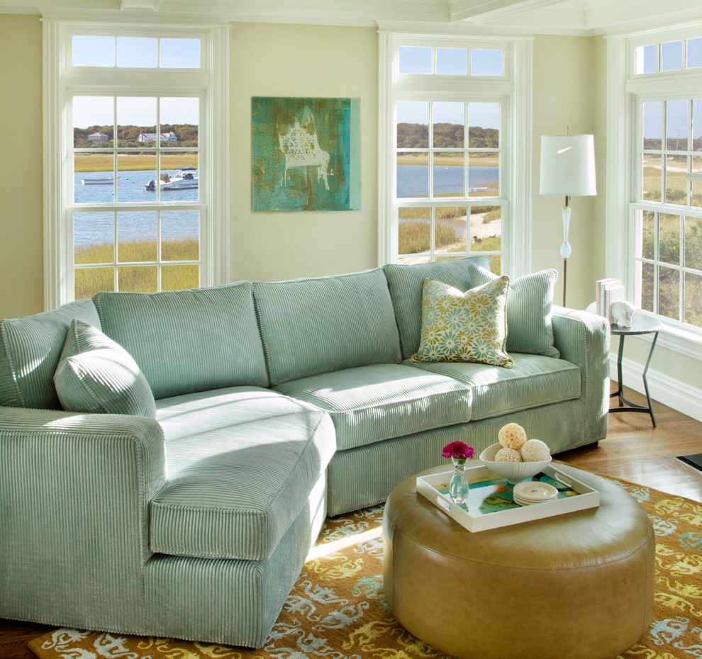 Inspiration for a transitional living room remodel in Boston