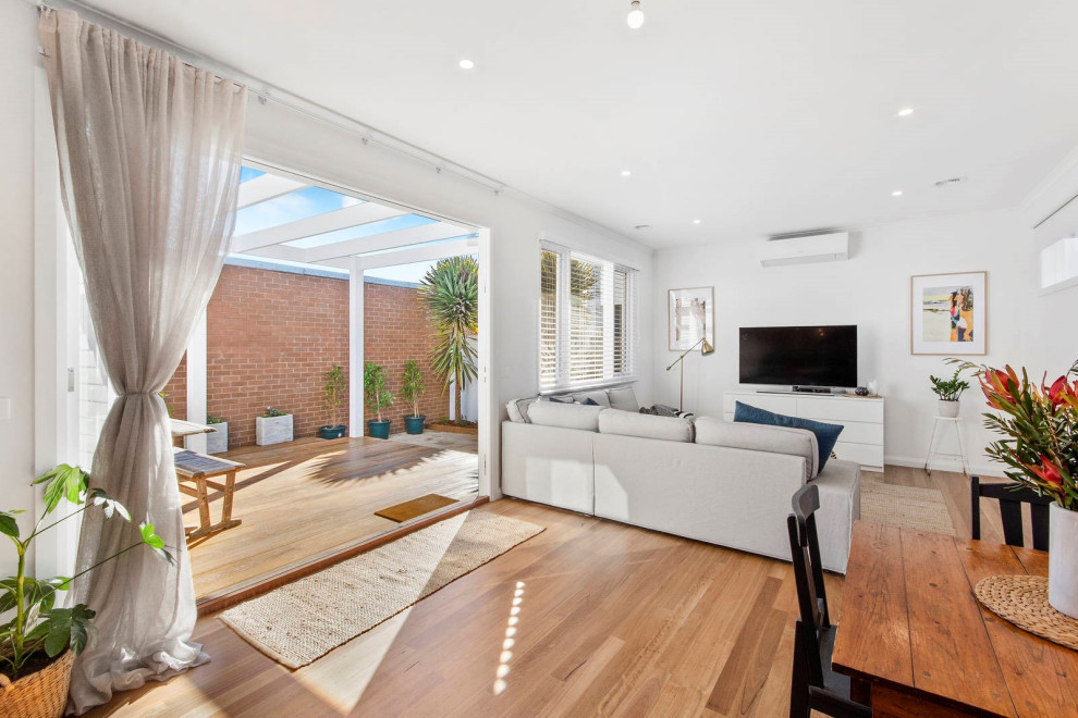 Geelong West Weatherboard Renovation and Extension Contemporary