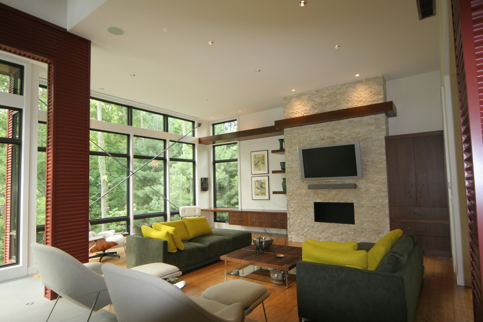 Inspiration for a contemporary living room remodel in Detroit