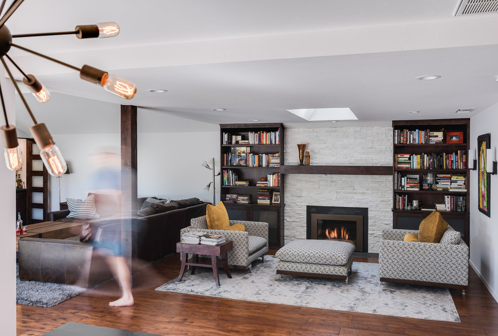 Photo of a modern living room in Sacramento.