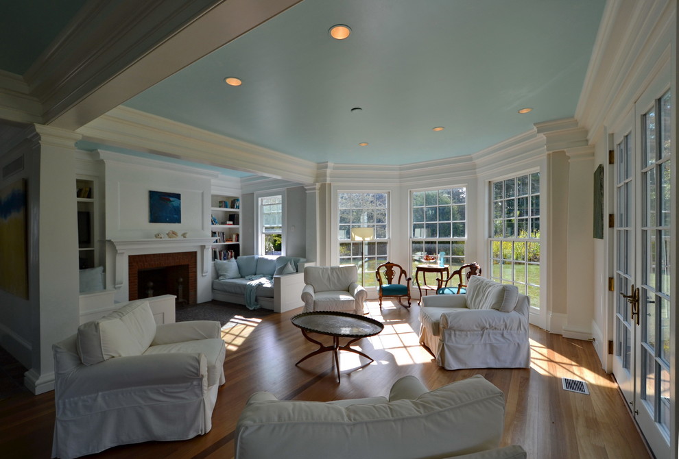 Elegant living room photo in Boston