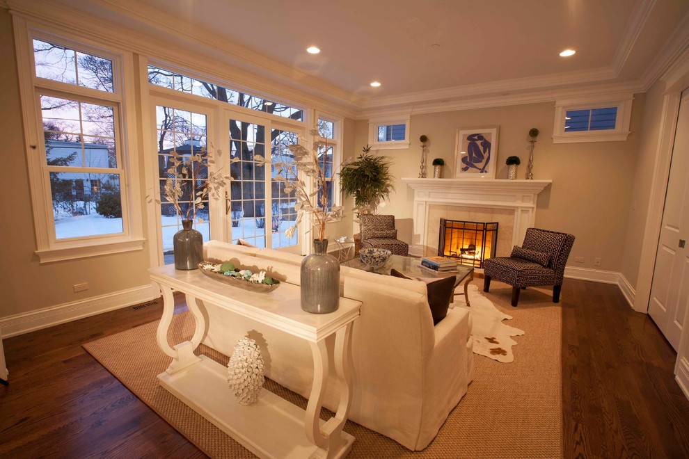 Living room - craftsman living room idea in Chicago