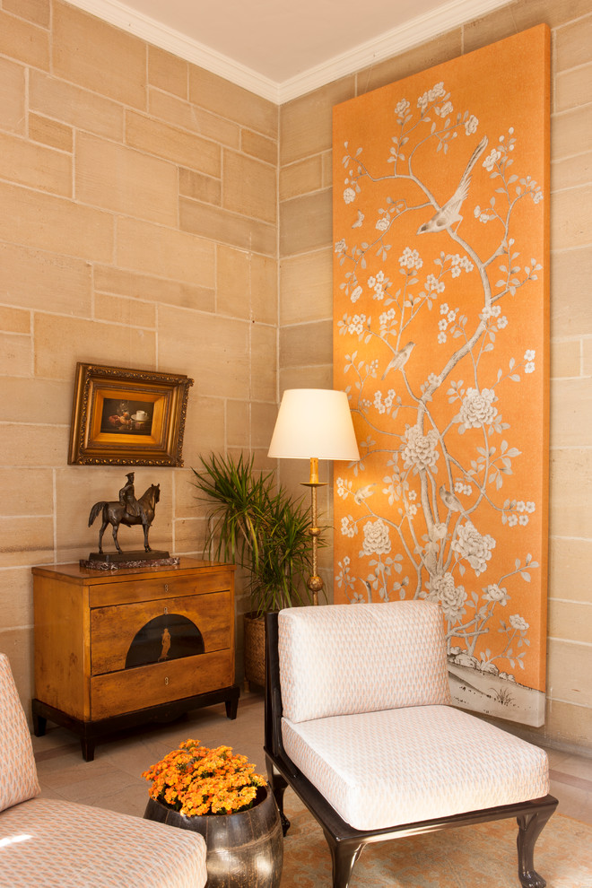 Idéer för ett mellanstort klassiskt allrum med öppen planlösning, med ett finrum, beige väggar och klinkergolv i keramik