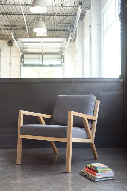 Gus modern sparrow glider hot sale