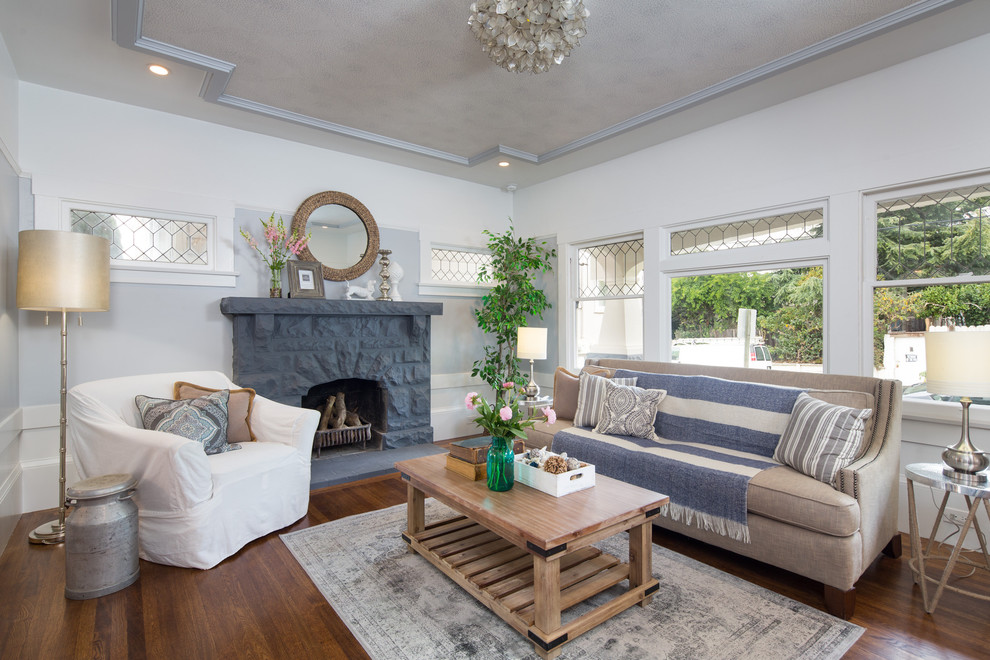 Hamptons Inspired Casual Chic Restoration Of A Grand Glenview Craftsman Beach Style Living Room San Francisco By The Home Co