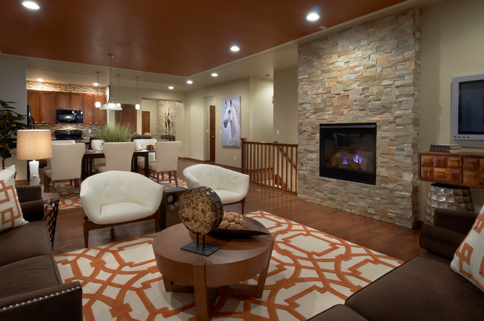 Example of a trendy living room design in Denver