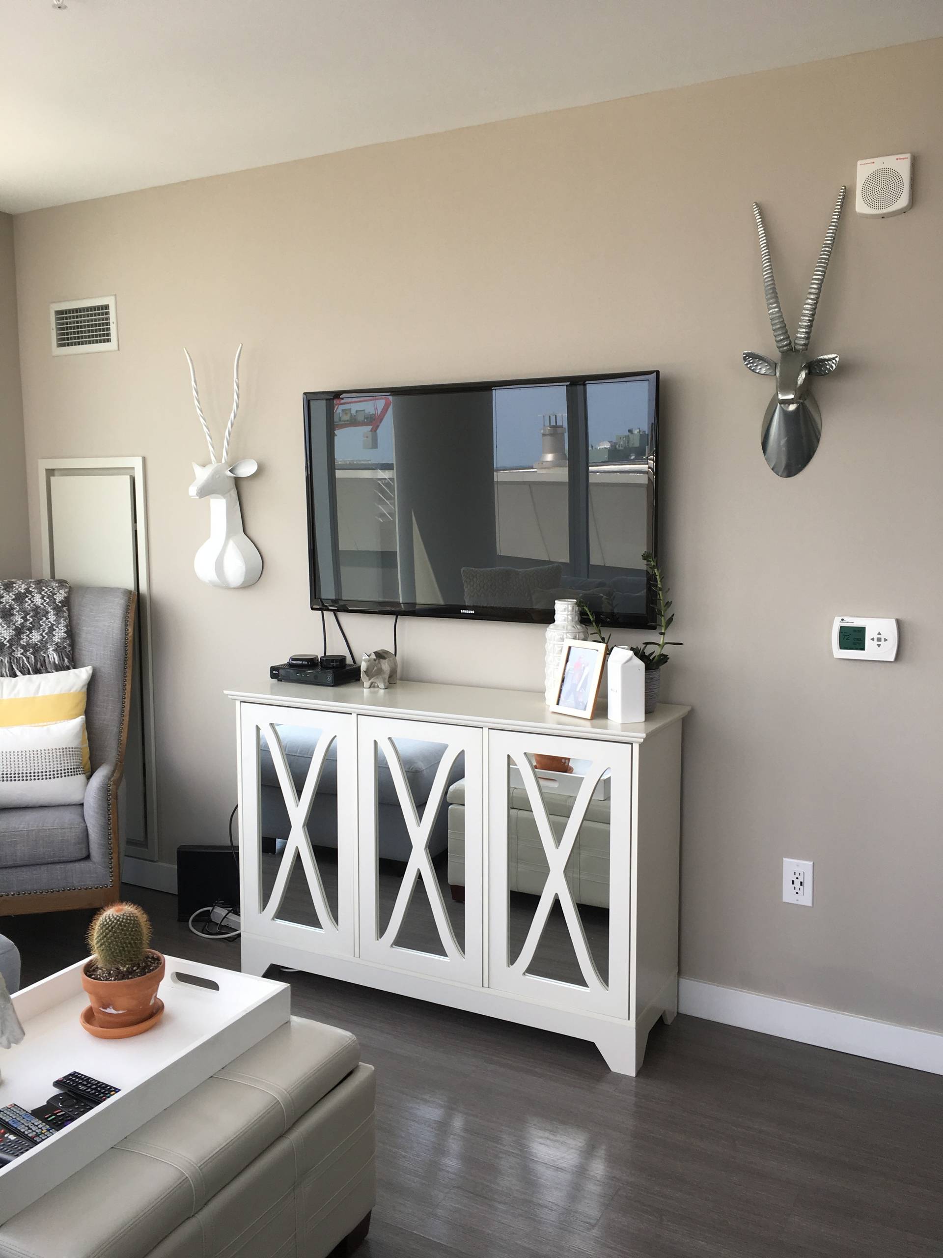 living rooms with beige walls on 75 Beautiful Laminate Floor Living Room With Beige Walls Pictures Ideas May 2021 Houzz