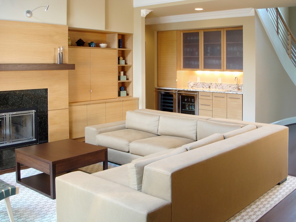 Idee per un soggiorno design con pareti beige