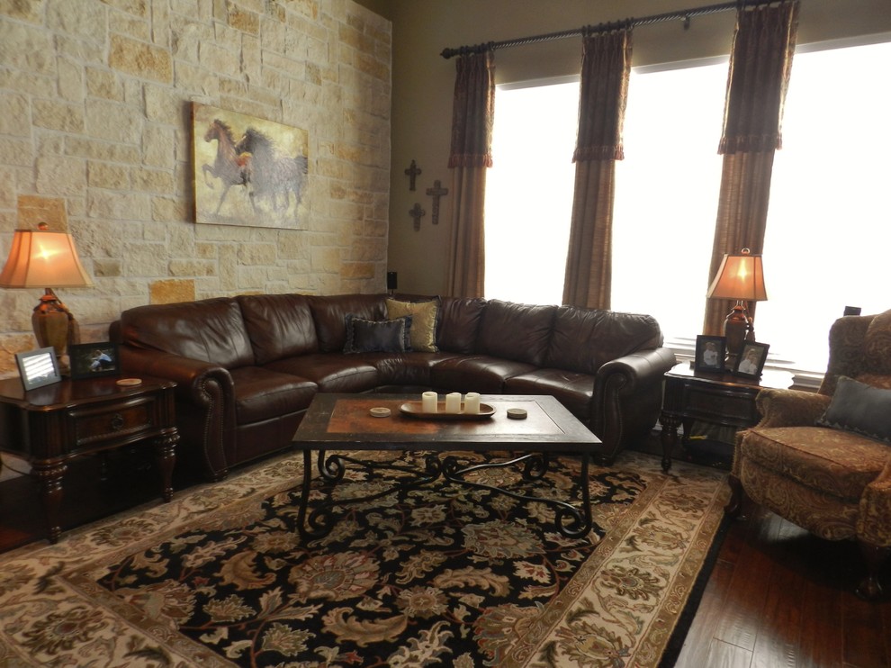 Example of a mountain style living room design in Houston