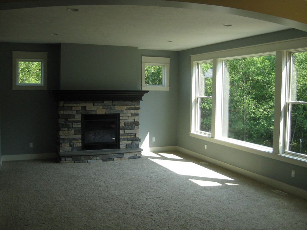 Inspiration for a mid-sized timeless living room remodel in Grand Rapids