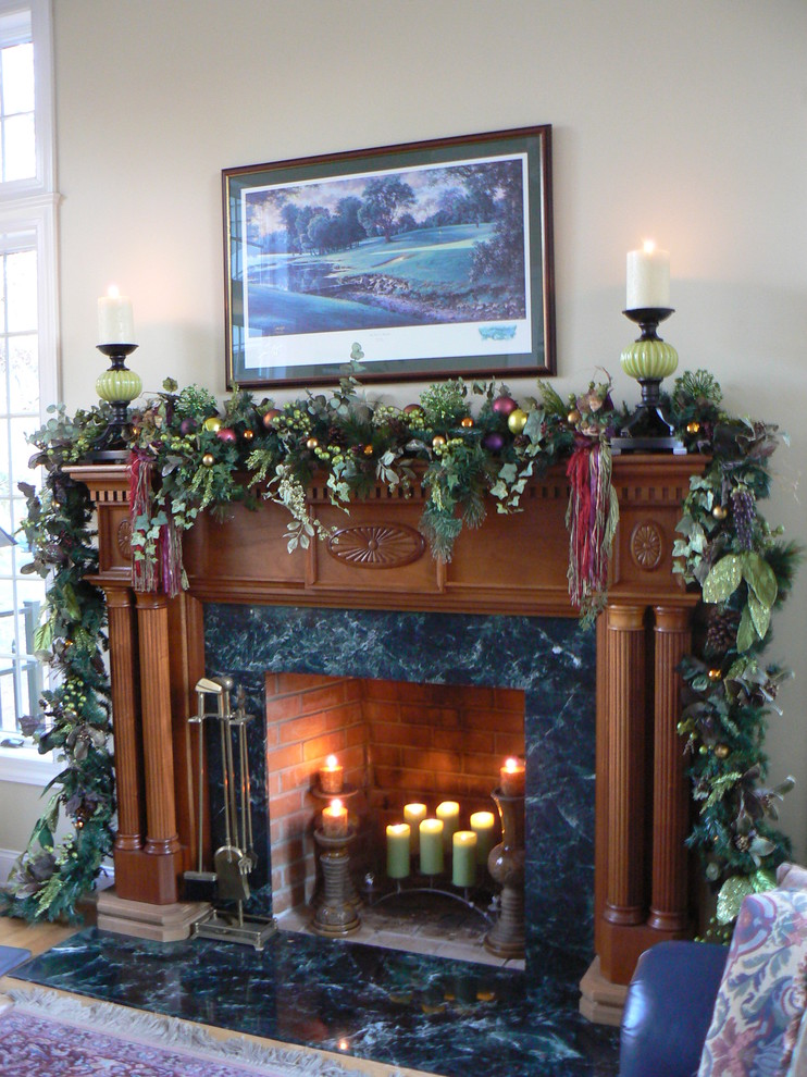 Elegant living room photo in New York