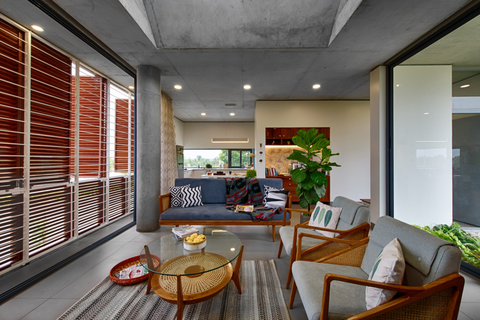 This is an example of a contemporary living room in Bengaluru.