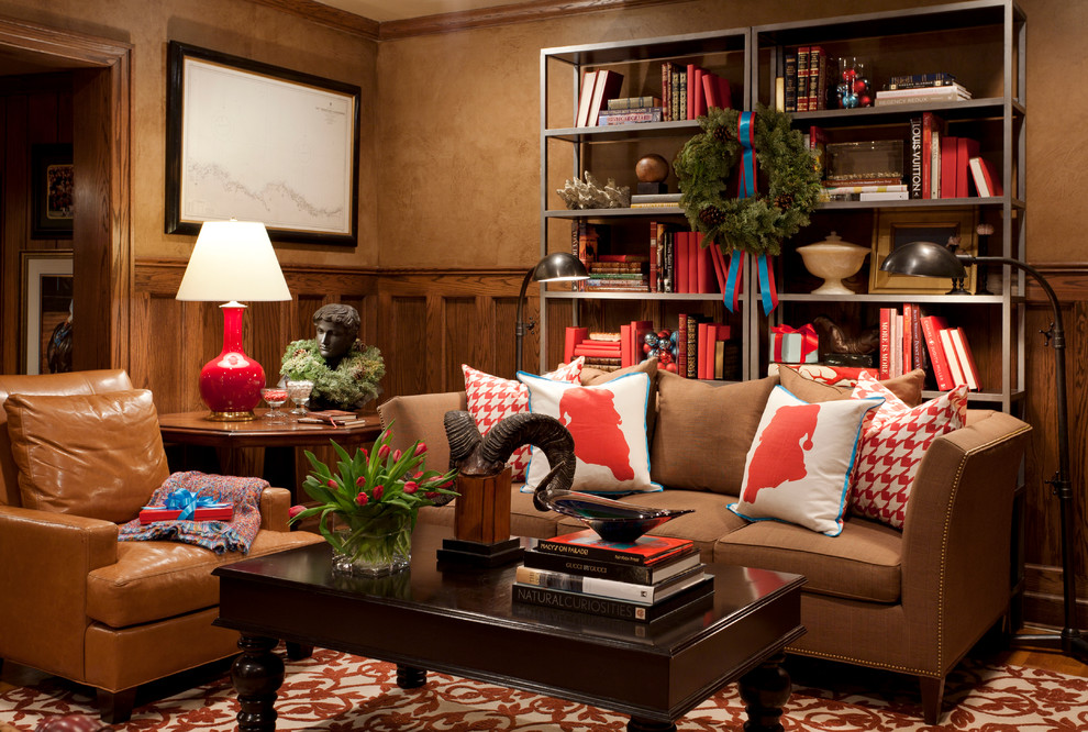 Photo of a classic living room in Little Rock with a reading nook.