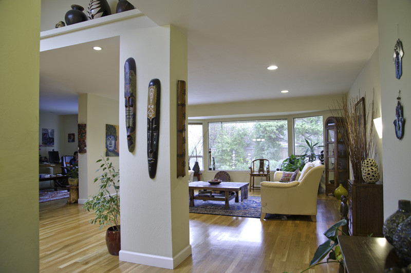 Contemporary living room in San Francisco.