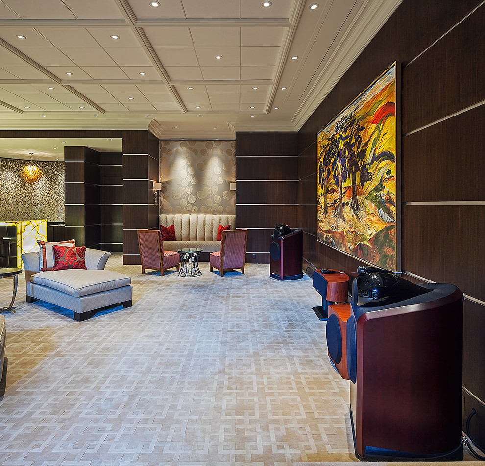 На фото: гостиная комната в современном стиле с ковровым покрытием