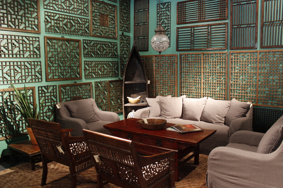 Exempel på ett asiatiskt vardagsrum, med gröna väggar