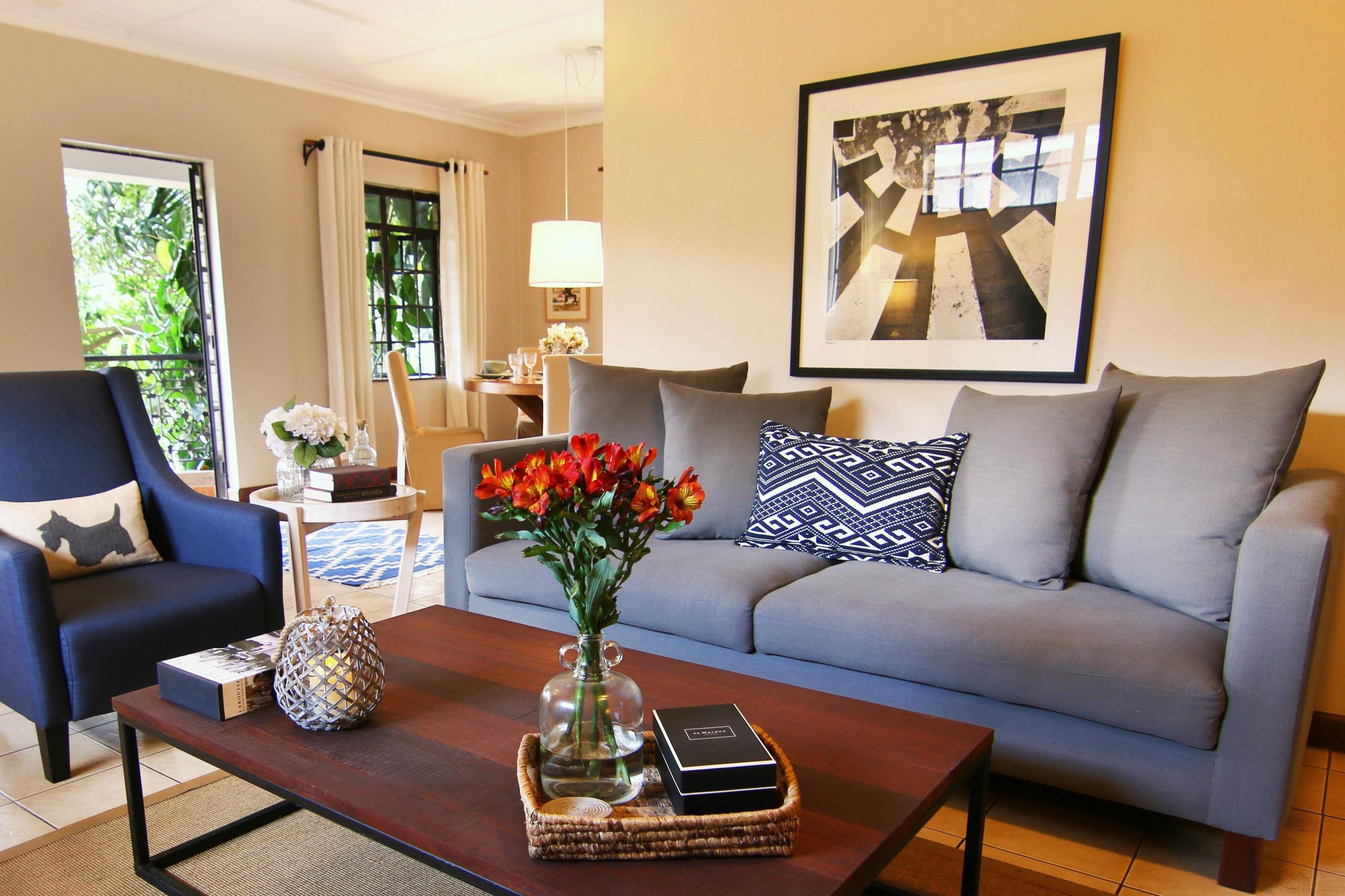 House in Kileleshwa, Nairobi, Kenya - Contemporary - Living Room - Other - by WhiteSky (Atreyee Handique Kassam) | Houzz