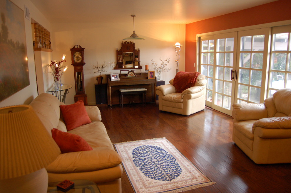 Humble Hickory Hardwood Traditional Living Room San Francisco by Murison's Flooring