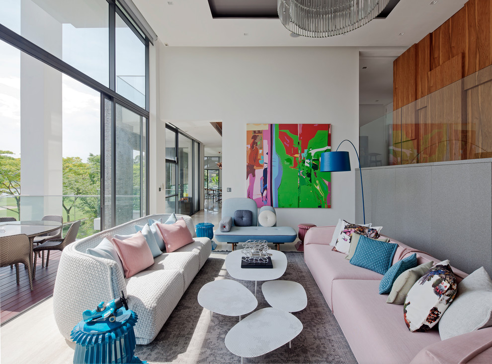 Photo of a medium sized contemporary living room in Singapore.