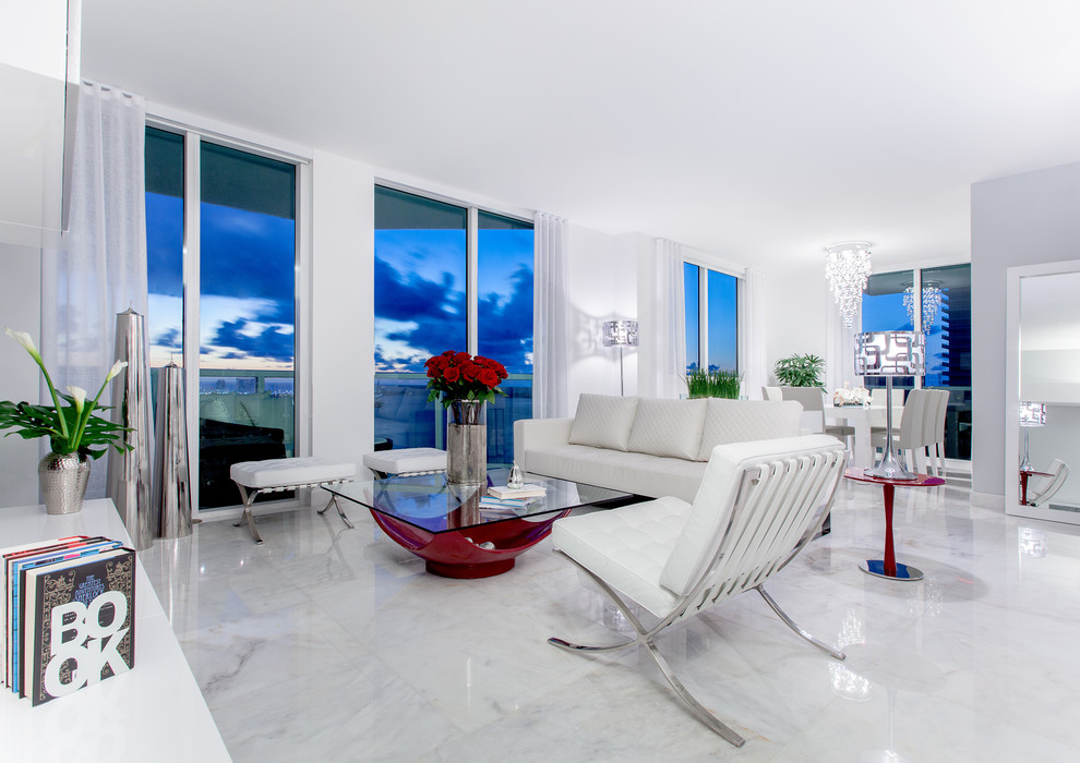 Immagine di un soggiorno contemporaneo aperto con pareti bianche