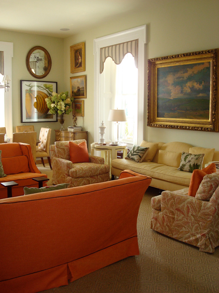 Inspiration for a timeless living room remodel in Little Rock