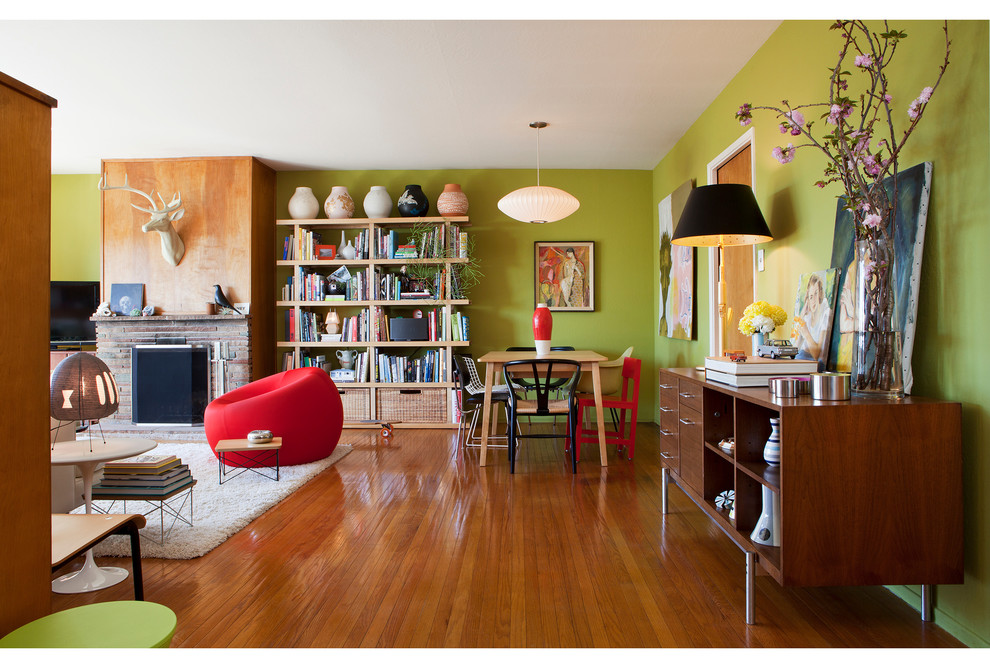 Mid-century modern living room photo in San Francisco