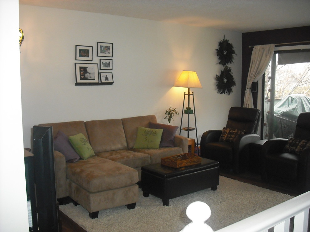 Kamloops Duplex Reno Traditional Living Room Calgary by