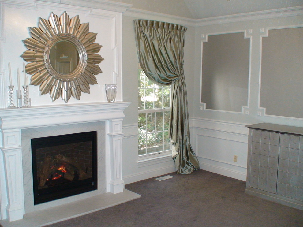Inspiration for a timeless living room remodel in Huntington