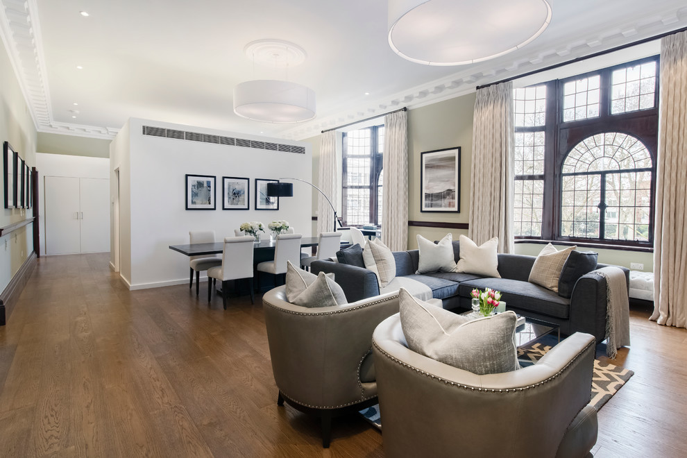 Kings Road Apartment Modern Living Room London by Fulham