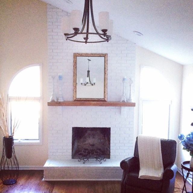 Kirk Rd Classique Salon Bridgeport par Winn Properties LLC Houzz