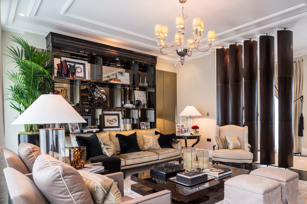 Foto di un soggiorno classico con sala formale e pareti beige