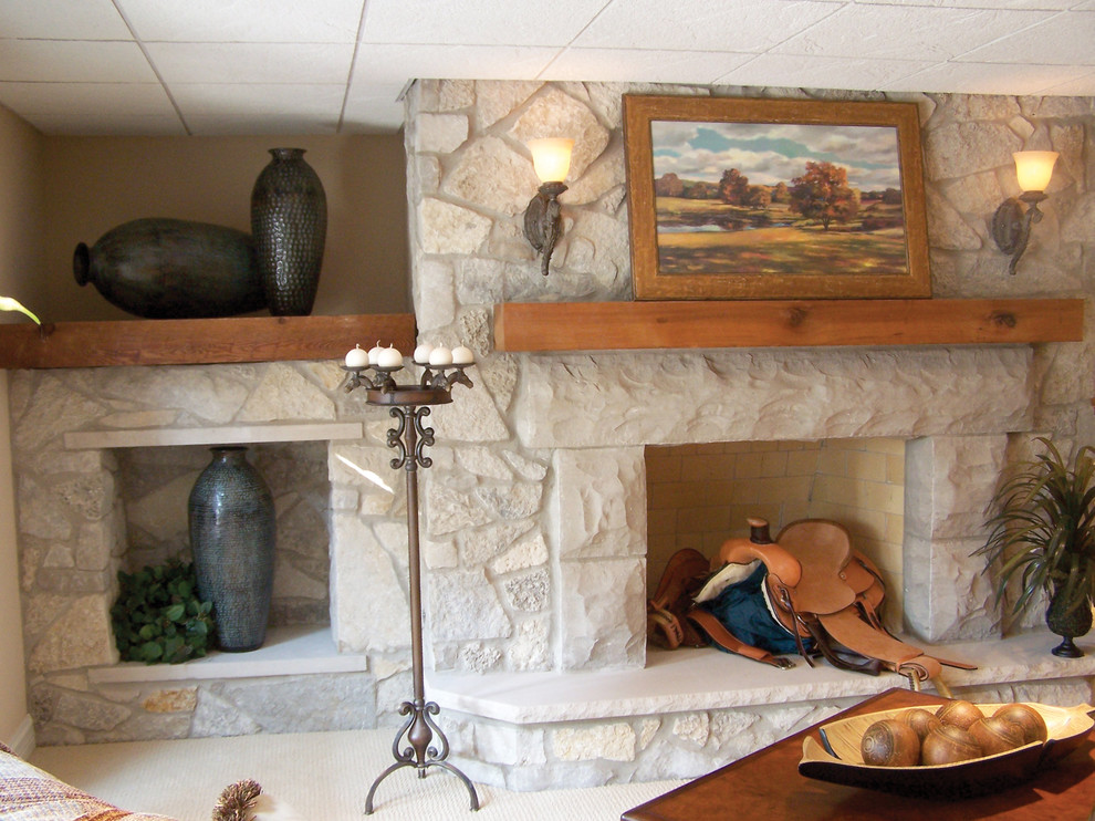 Example of a mountain style living room design in Milwaukee