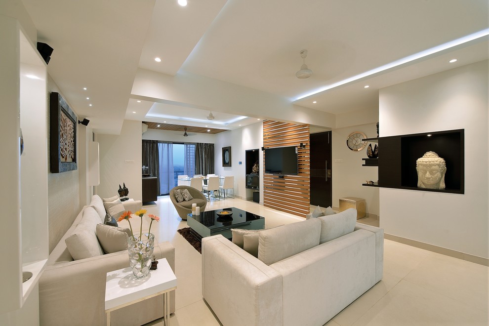 Inspiration for a contemporary living room remodel in Mumbai