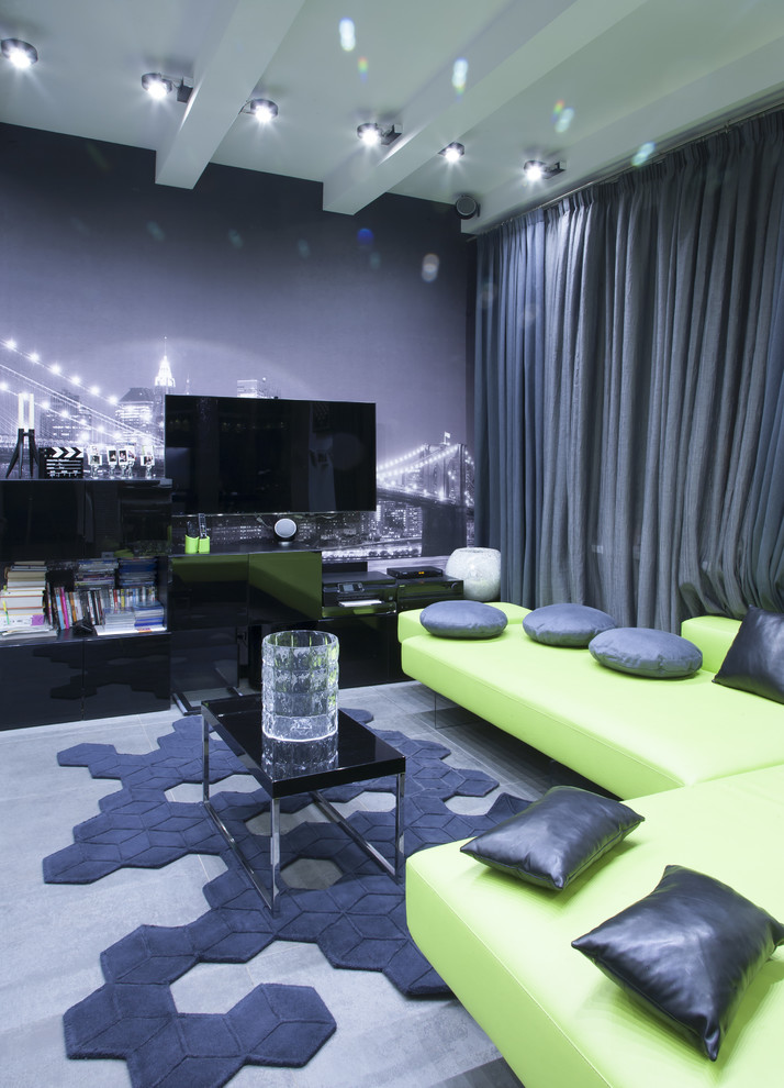 Imagen de salón cerrado contemporáneo de tamaño medio con paredes blancas, suelo de baldosas de cerámica y televisor independiente