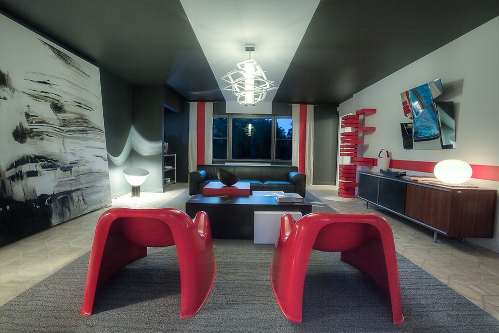 На фото: большая парадная, изолированная гостиная комната в стиле модернизм с черными стенами и полом из керамогранита без камина, телевизора