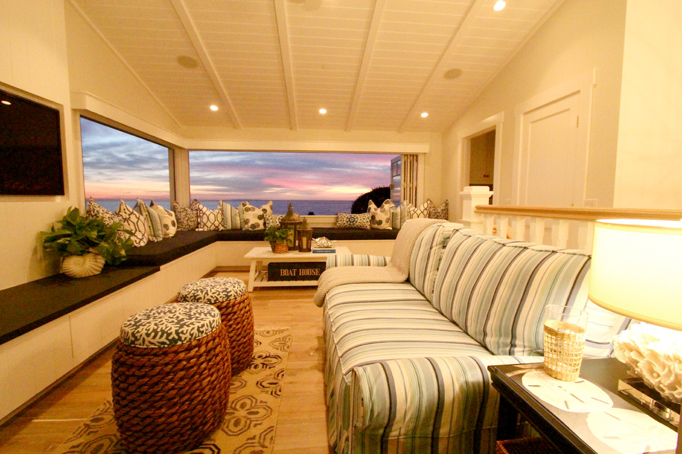 Beach style living room photo in Orange County