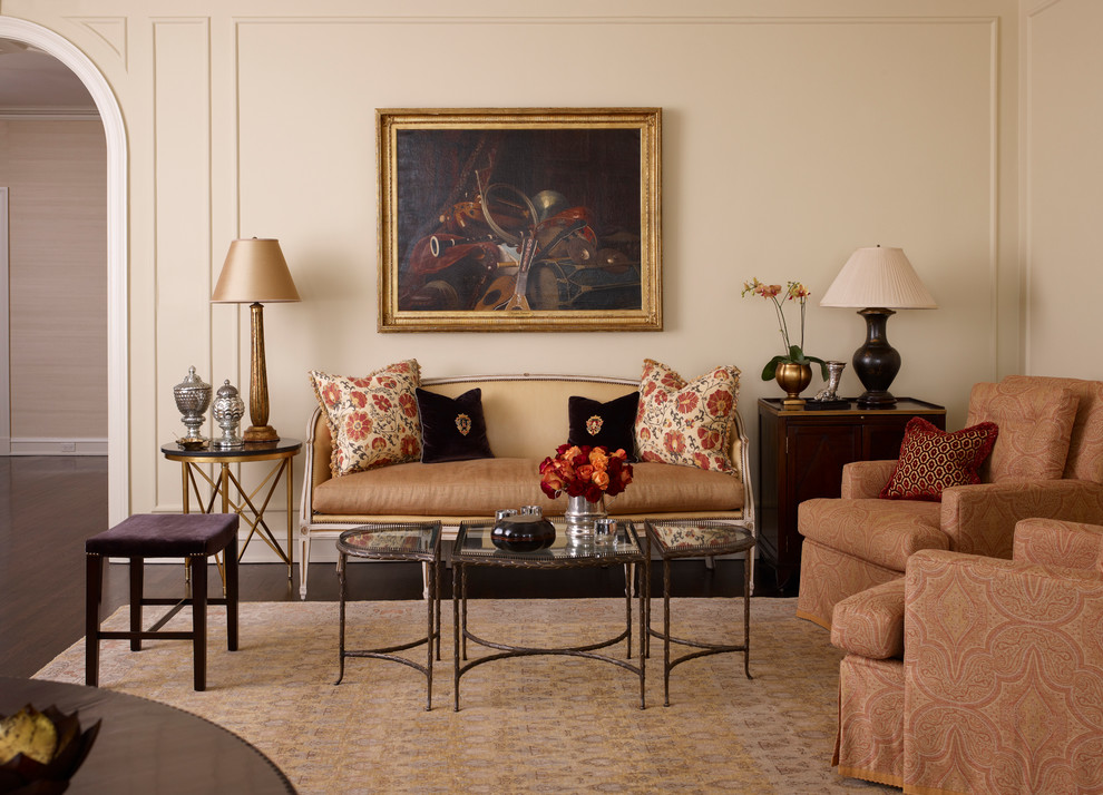 Living room - traditional living room idea in Chicago with beige walls