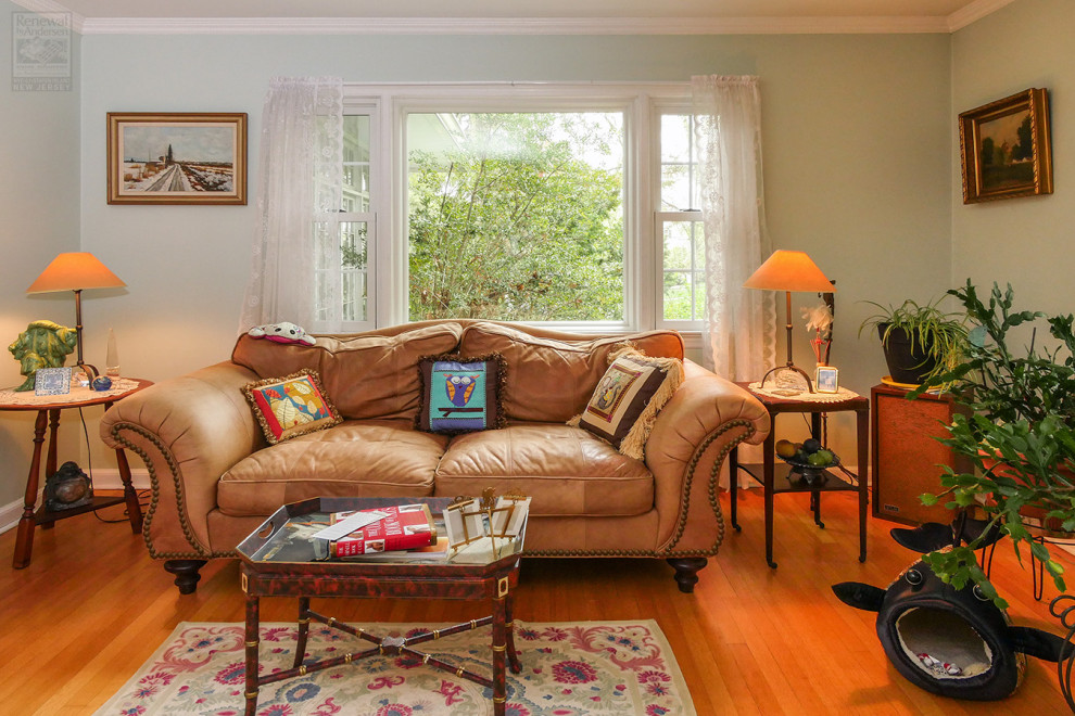 Large Window Combination in Beautiful Living Room - Renewal by Andersen