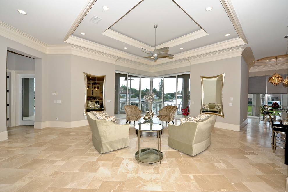Immagine di un soggiorno design aperto con sala formale, pareti grigie e pavimento in marmo